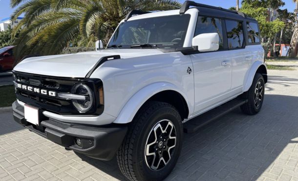 FORD BRONCO 4x4 REMOVABLE HARD TOP ARUBA