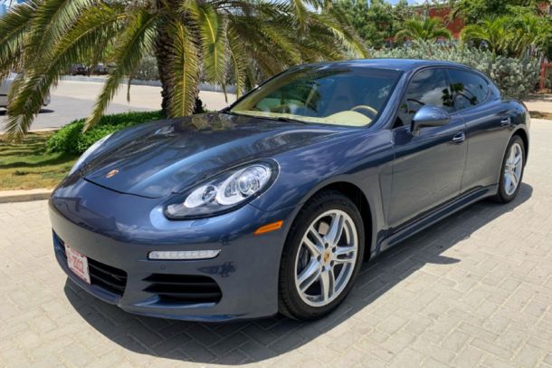 PORSCHE PANAMERA