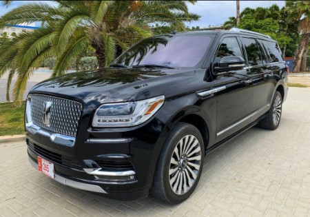 LINCOLN NAVIGATOR SUV